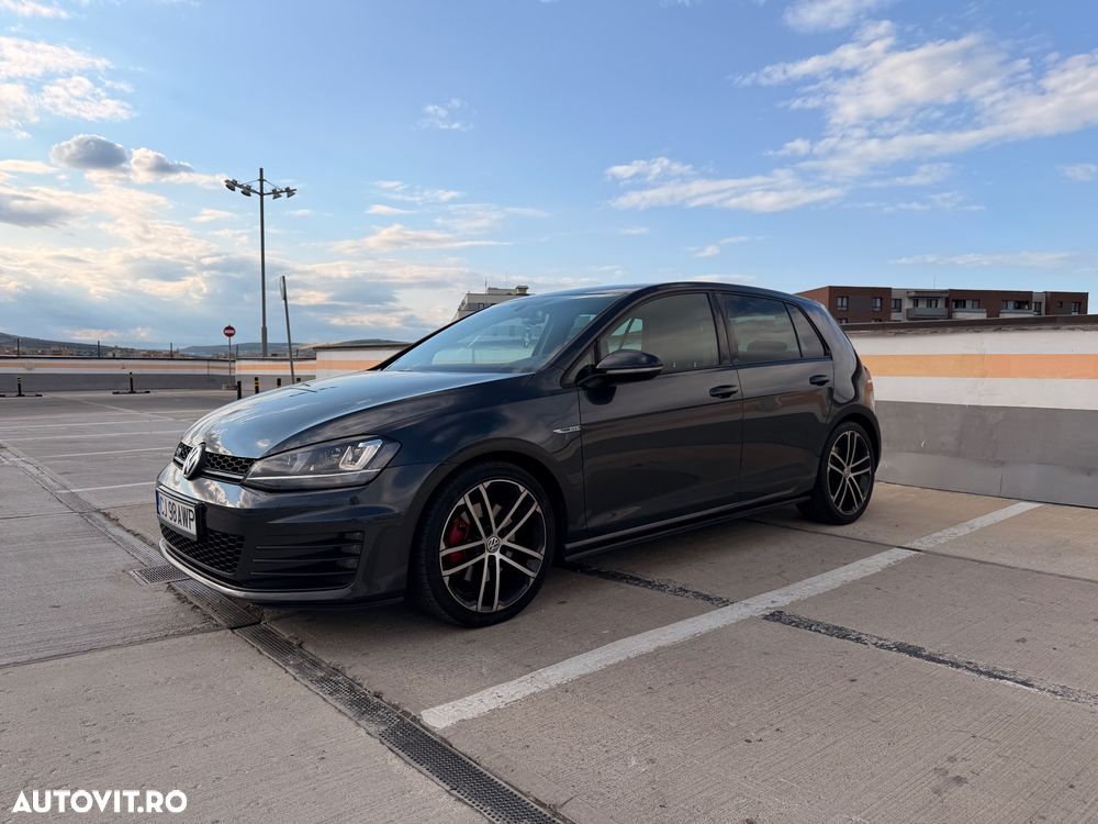 Volkswagen Golf GTD 2.0 TDI SCR DSG - 4
