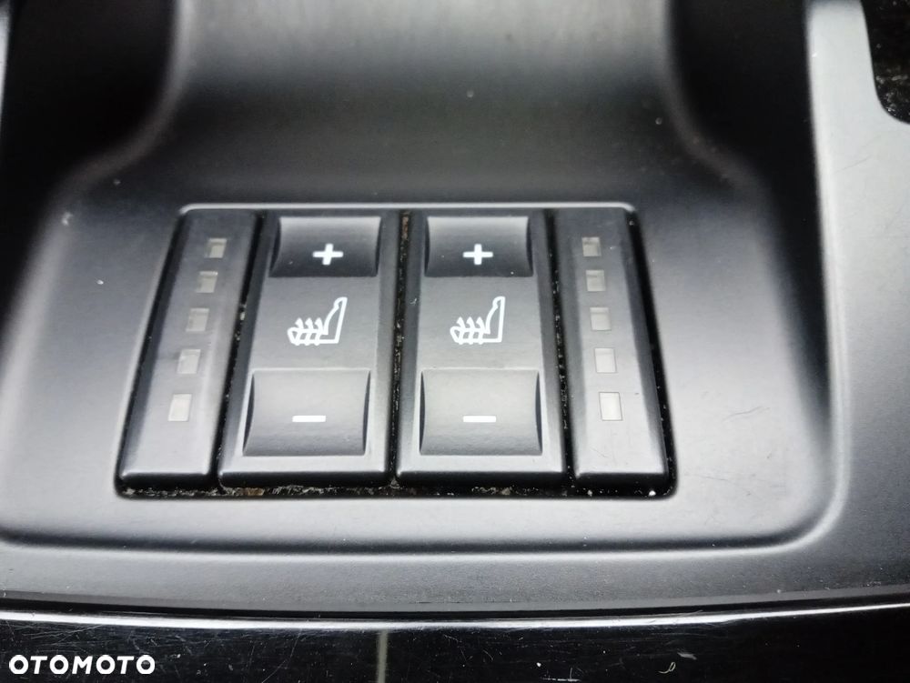 Ford S-Max 2.0 TDCi DPF Titanium X - 35