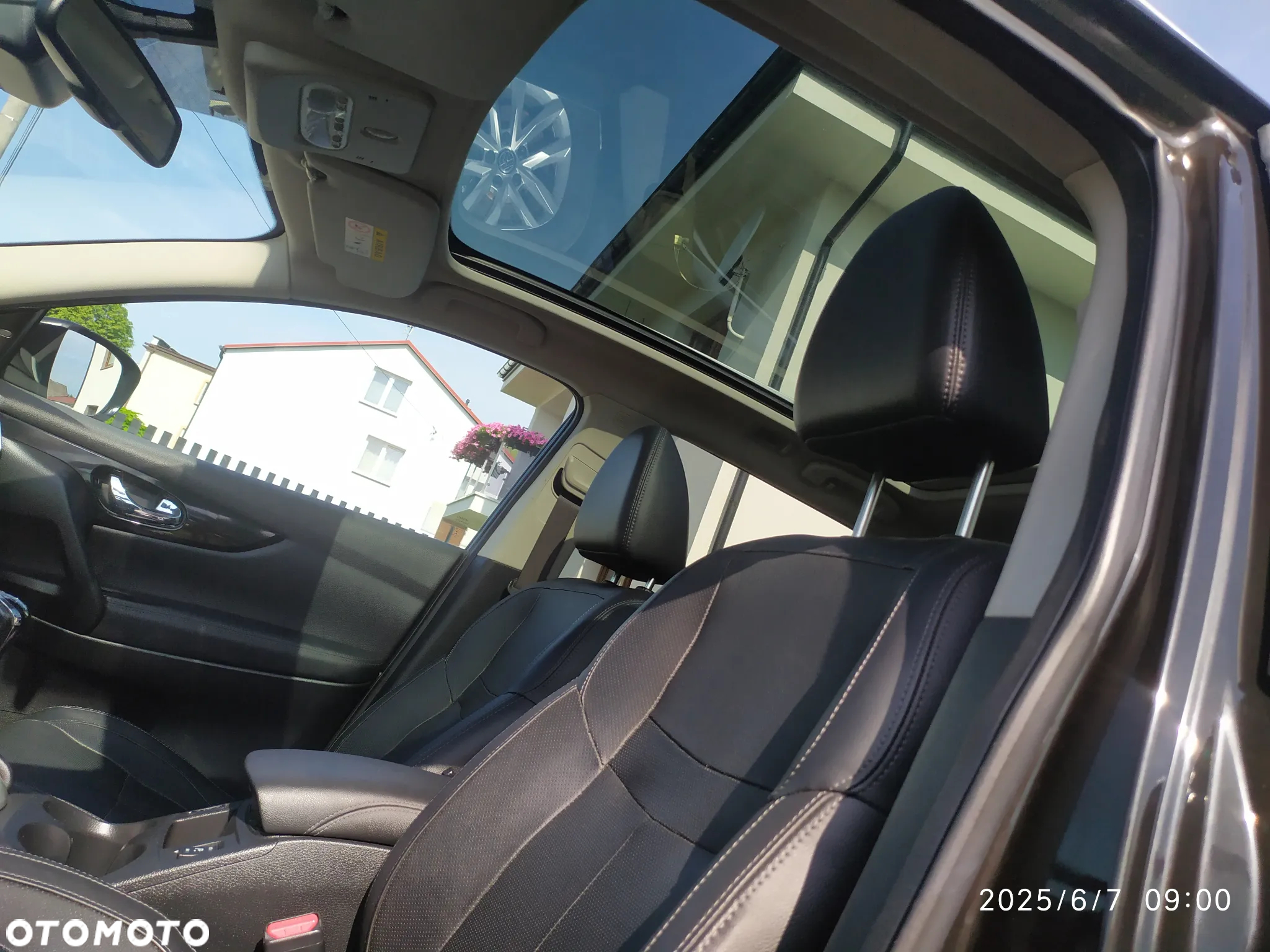 Nissan Qashqai 1.2 DIG-T N-Connecta EU6 - 9