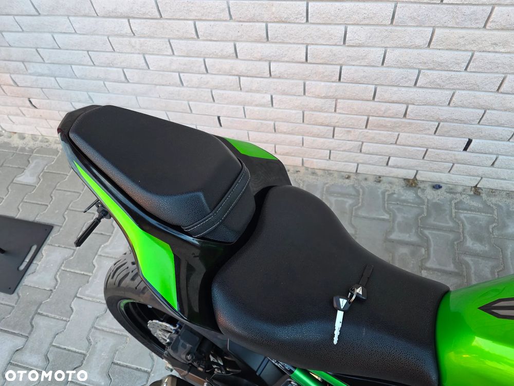 Kawasaki Z 900 - 12