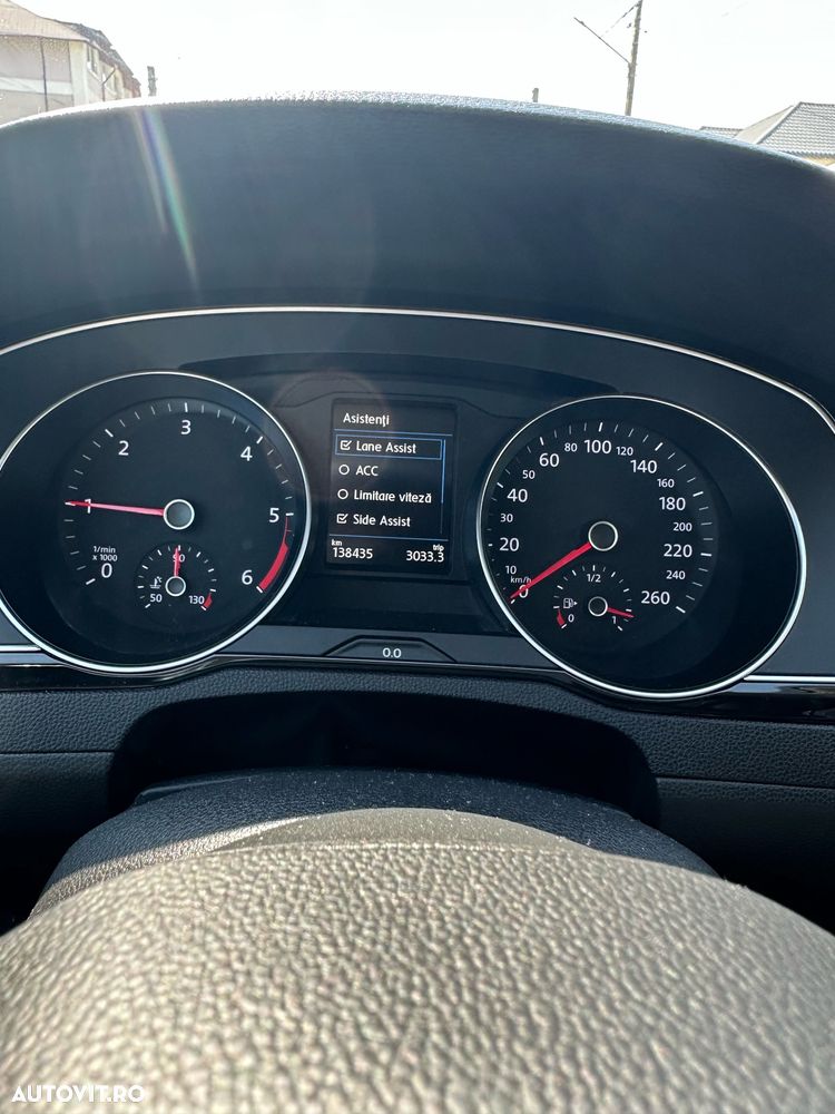 Volkswagen Passat 2.0 TDI SCR DSG Highline - 10