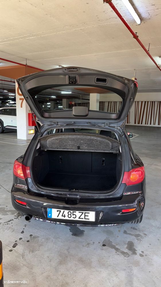 Mazda 3 Hatchback MZR 1.6 Comfort - 17