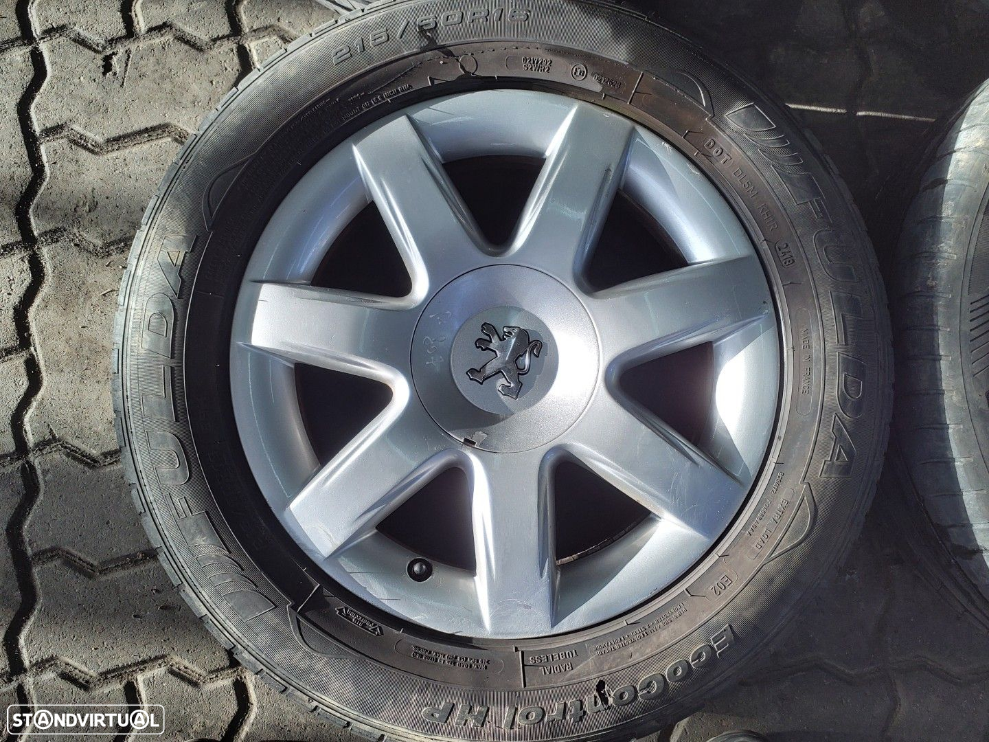 Jantes PEUGEOT 807 R16 com pneus 215/60 furação 5x98 - 3