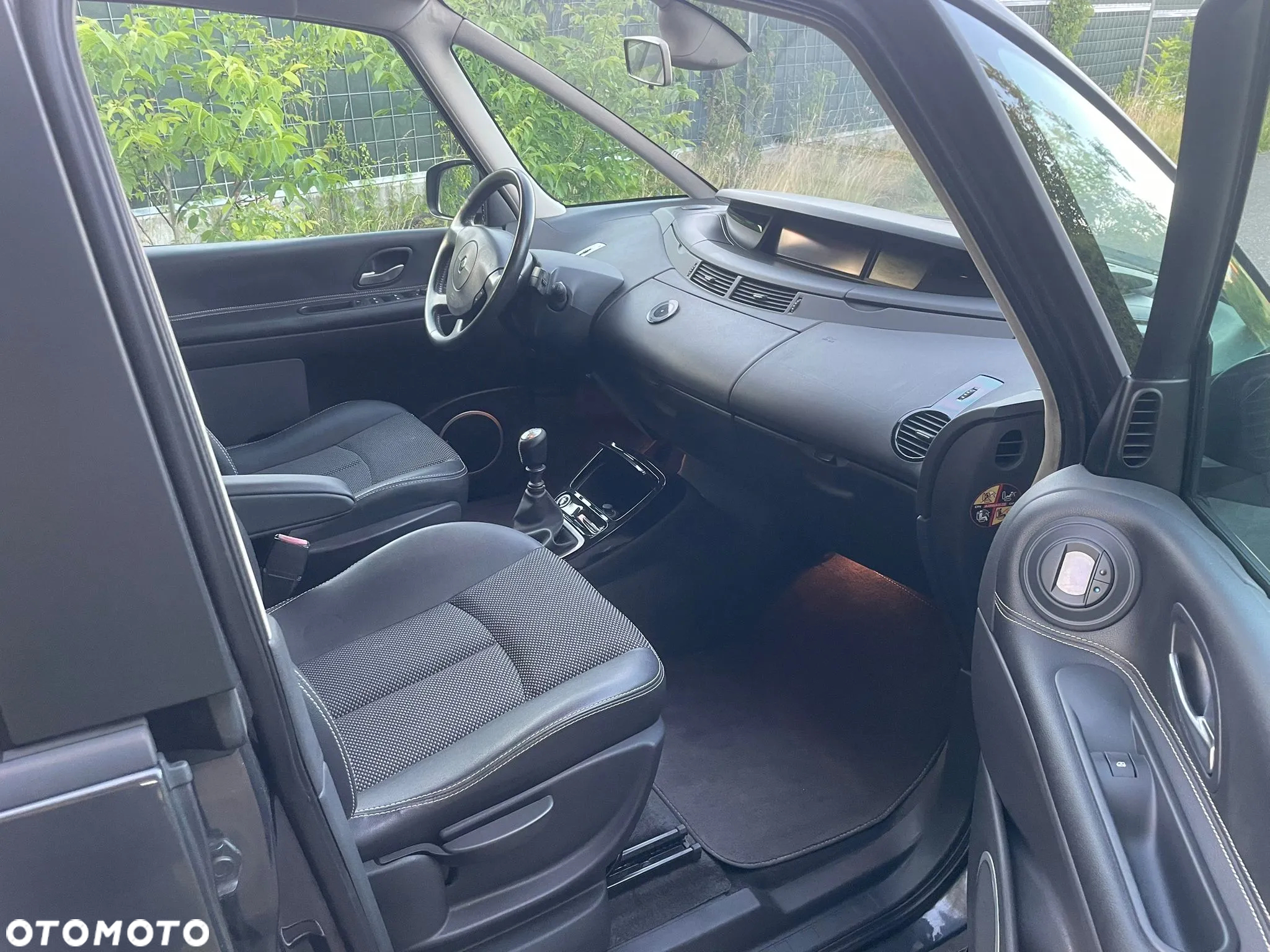 Renault Espace 2.0 dCi FAP Celsium - 14