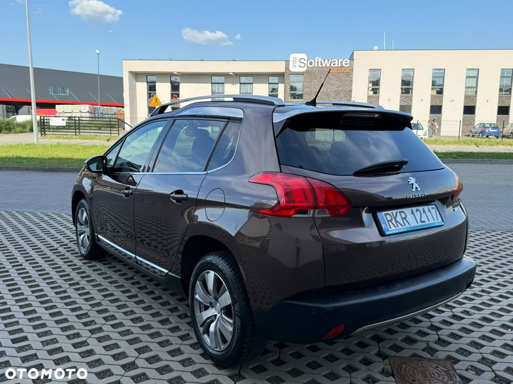 Peugeot 2008 1.6 e-HDi Allure S&S - 4