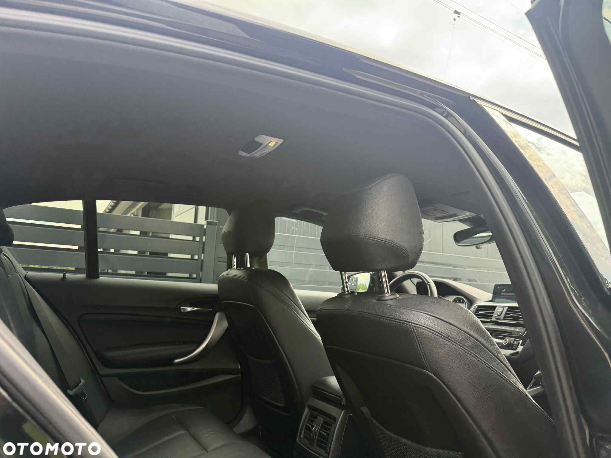 BMW Seria 1 120d xDrive Edition M Sport Shadow - 17