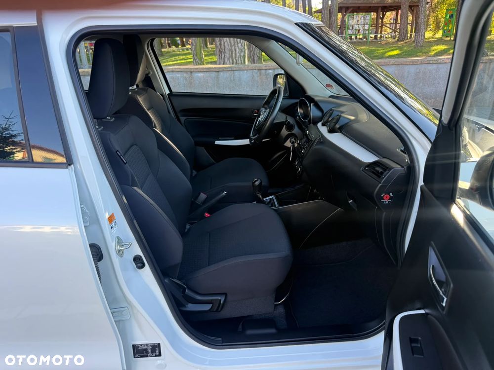 Suzuki Swift 1.2 Dualjet Club - 38