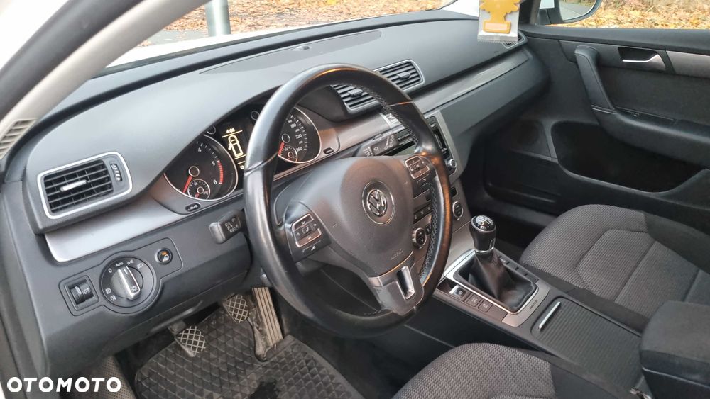Volkswagen Passat Variant - 6