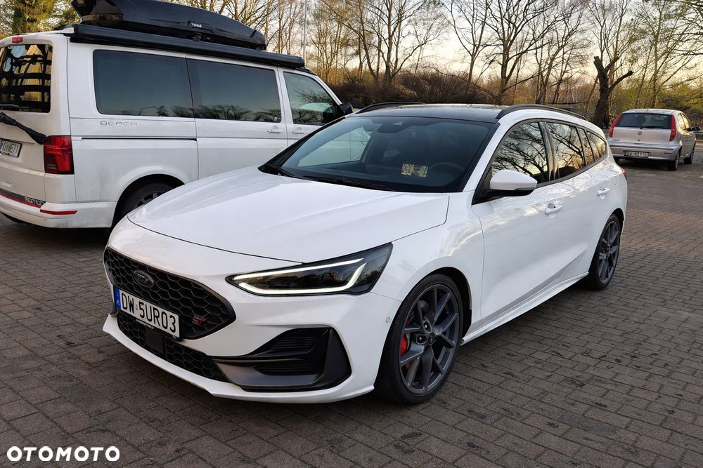 Ford Focus 2.3 EcoBoost ST X - 2
