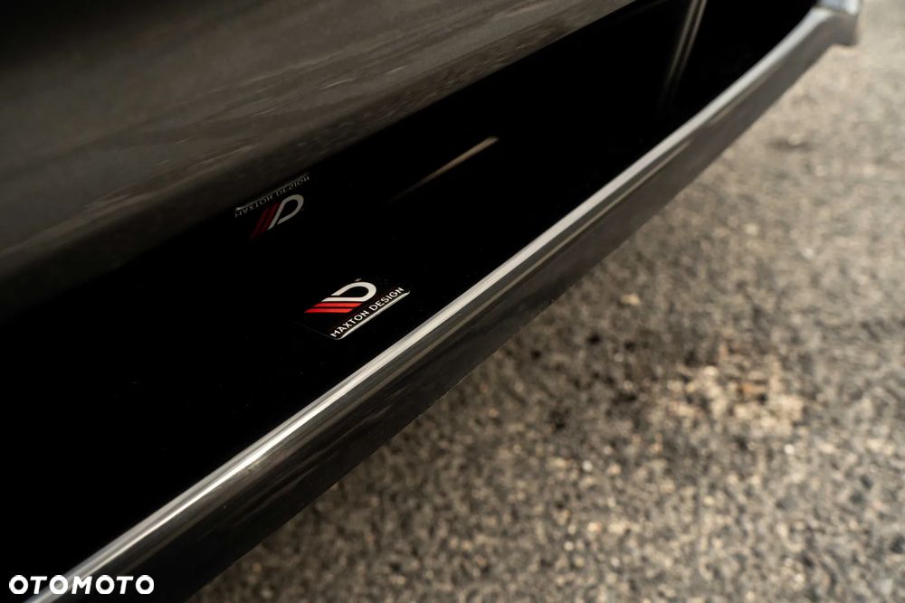 BMW Seria 8 - 10