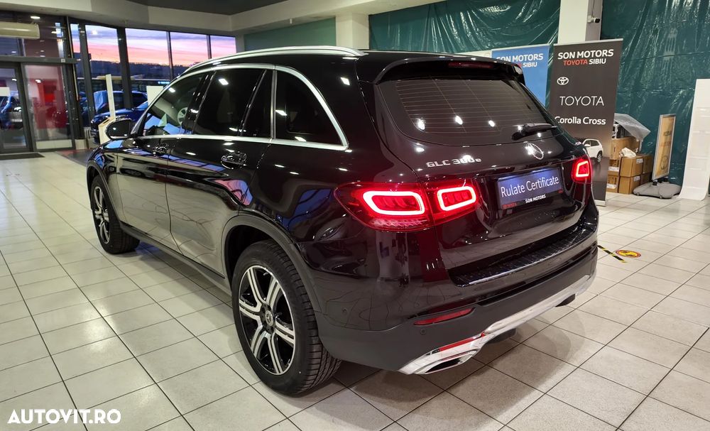 Mercedes-Benz GLC - 4