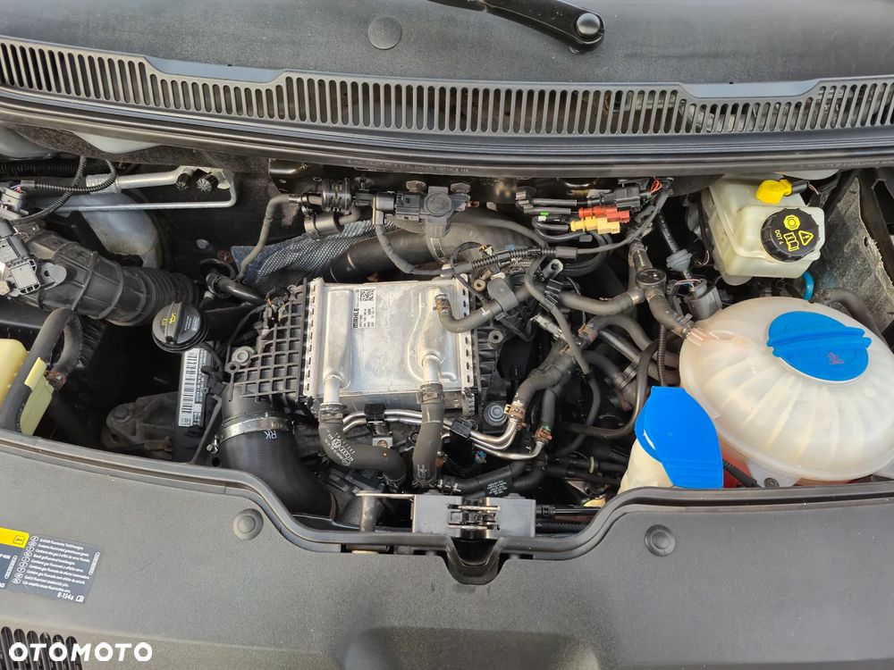 Volkswagen Transporter - 25