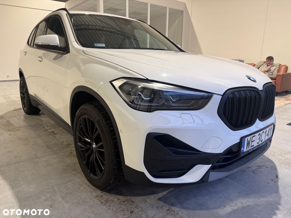 BMW X1 sDrive18i Advantage - 11