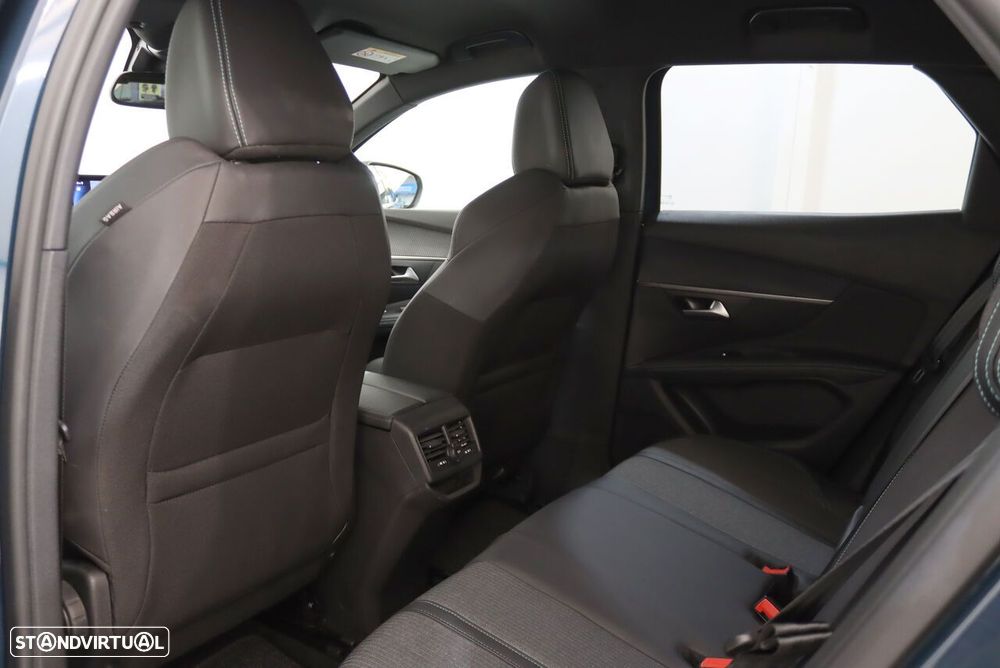 Peugeot 3008 1.2 PureTech Allure - 10