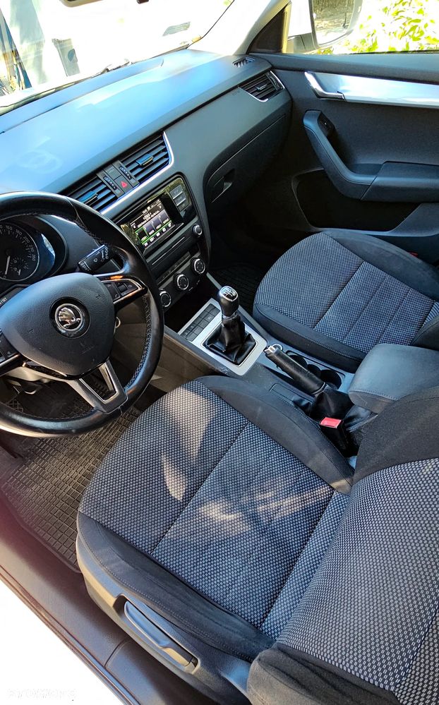 Skoda Octavia 1.6 TDI Ambition - 9