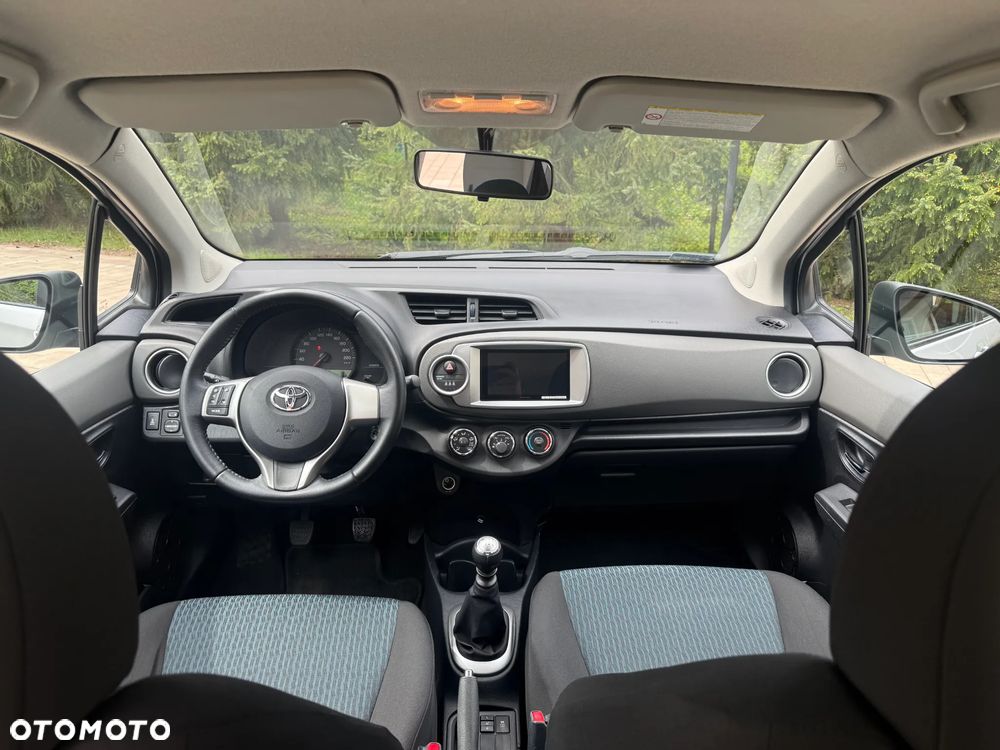 Toyota Yaris 1.4 D-4D - 11
