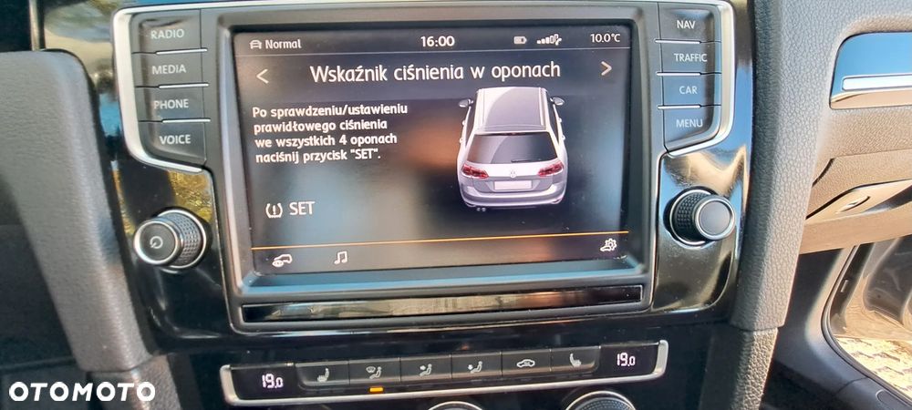 Volkswagen Golf 2.0 TDI BlueMotion Technology Highline - 21