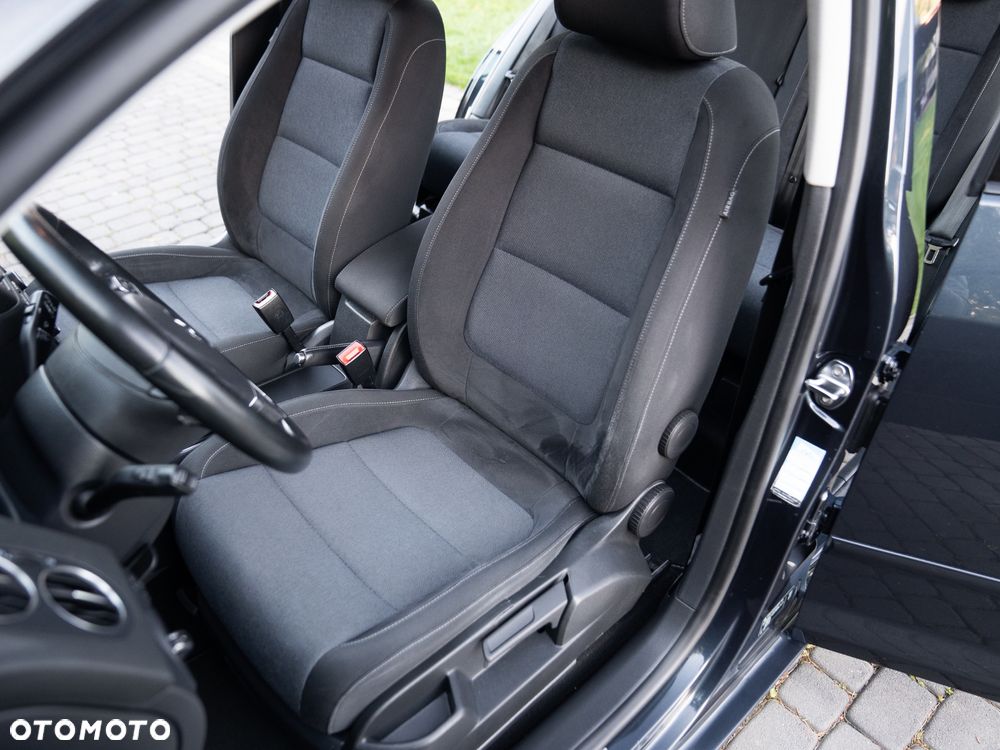 Volkswagen Golf Plus 1.2 TSI Style - 25