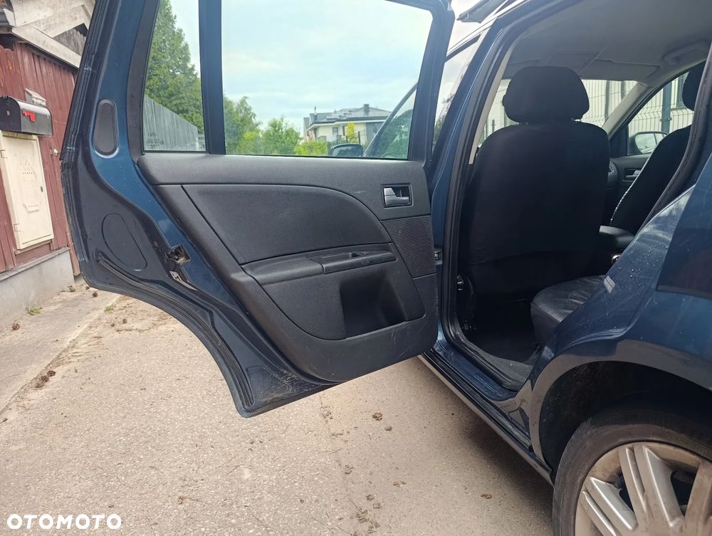 Ford Mondeo 1.8 Ambiente - 8