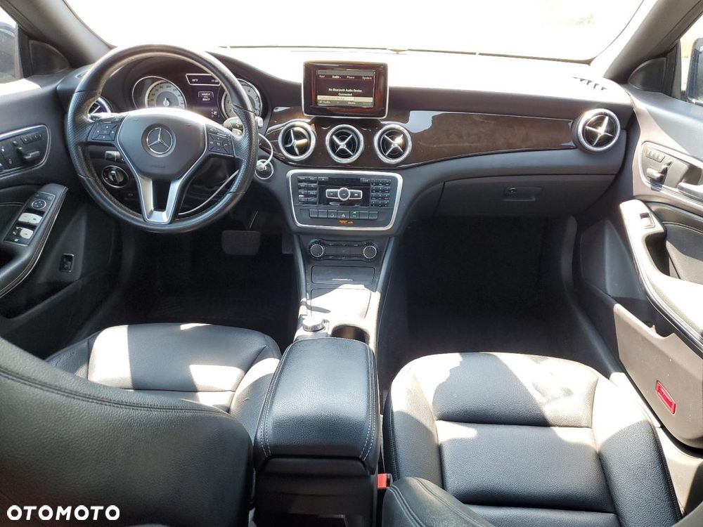 Mercedes-Benz CLA 250 7G-DCT StreetStyle - 9