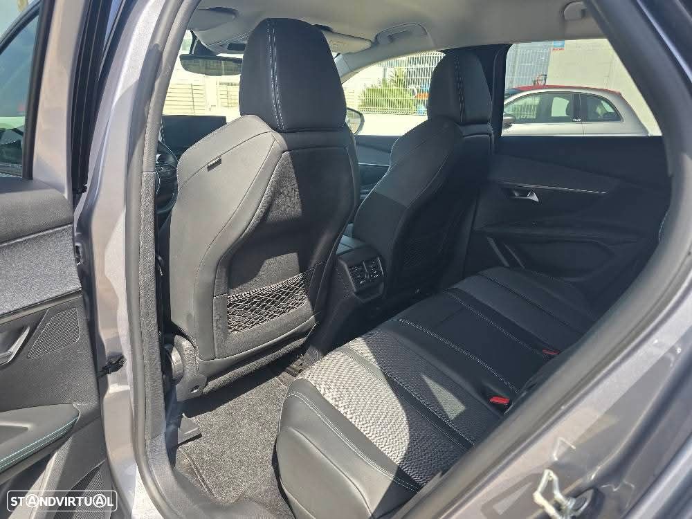 Peugeot 3008 BlueHDi 130 Stop & Start EAT8 Allure - 19