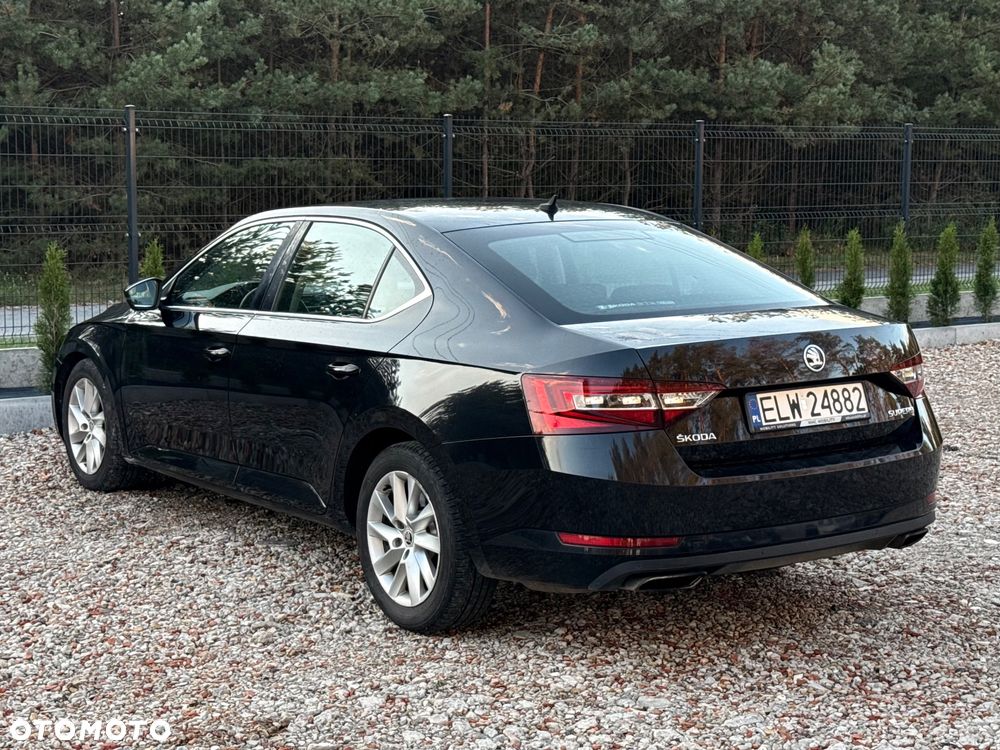 Skoda Superb 2.0 TSI 4x4 Ambition DSG - 26
