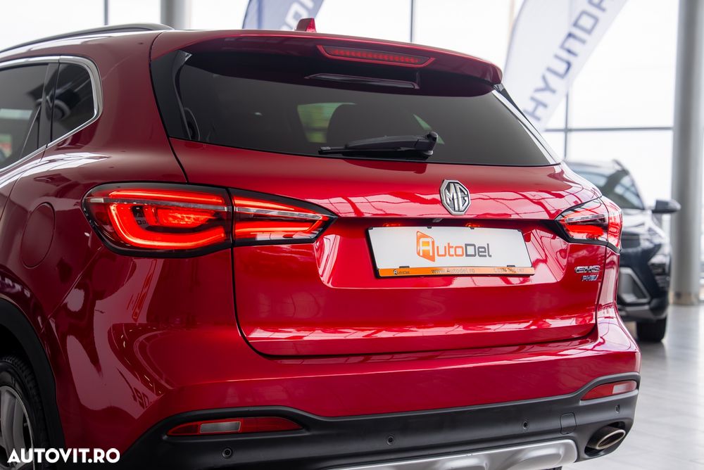 MG EHS Luxury - 14