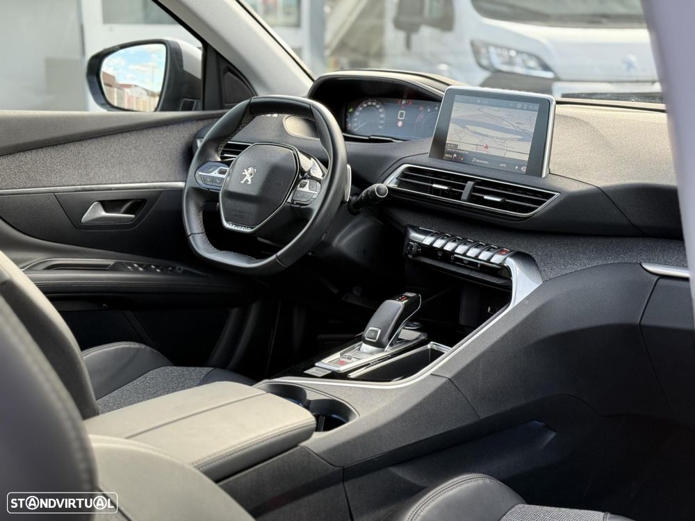 Peugeot 3008 PureTech 130 Stop & Start EAT6 Allure - 5