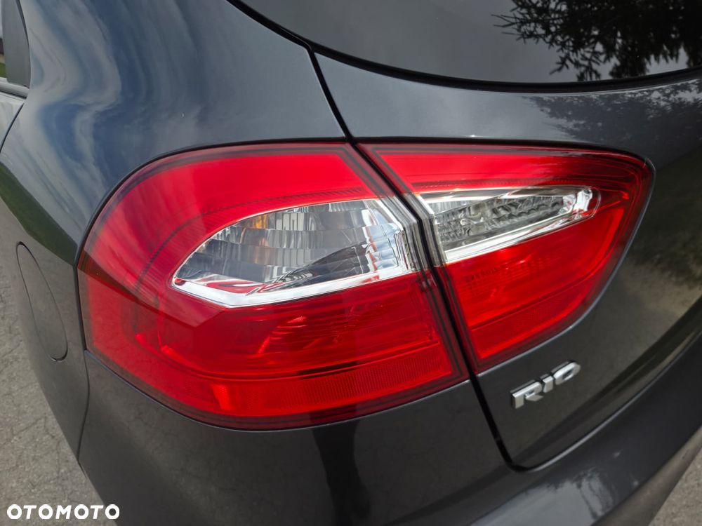 Kia Rio 1.2 L - 28