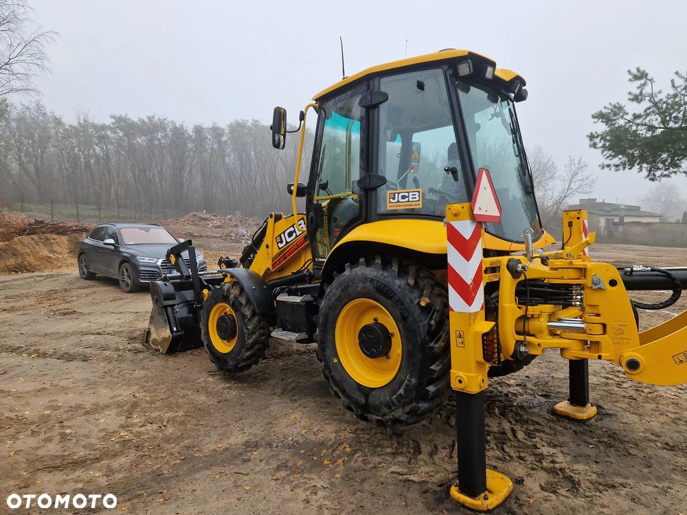 JCB 3CX PLUS AEC - 6