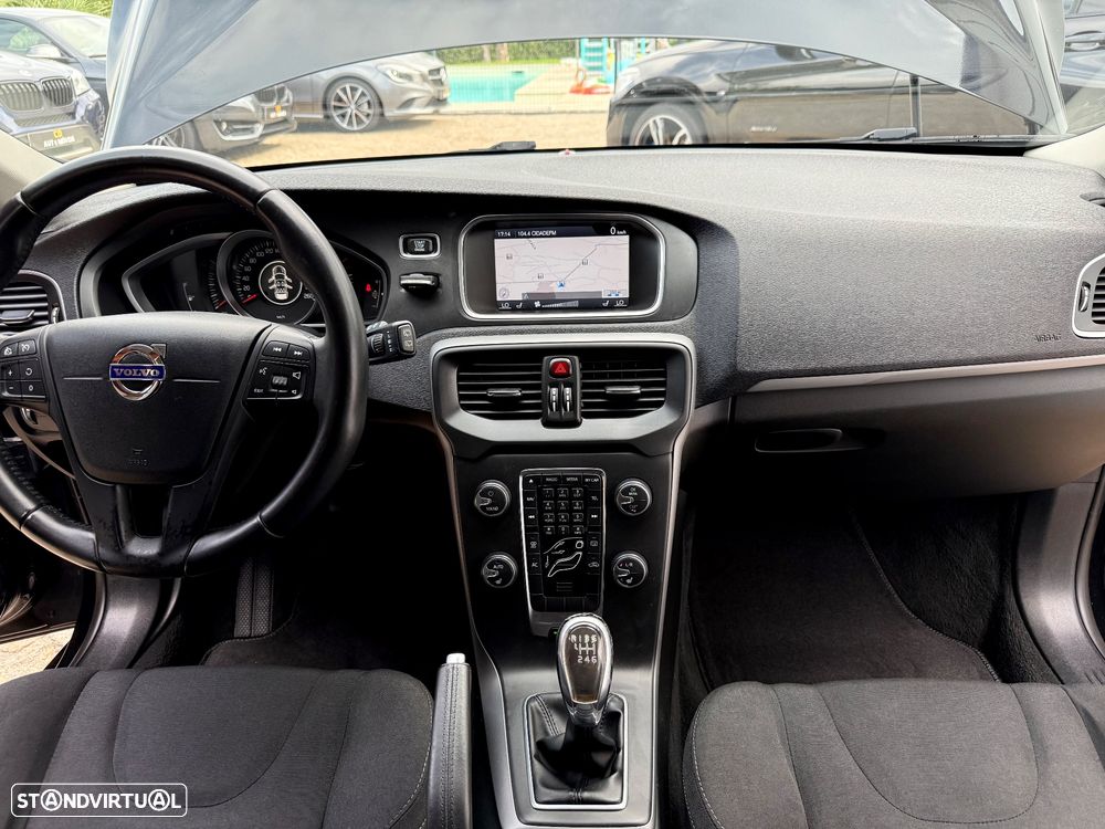 Volvo V40 D2 Kinetic - 47