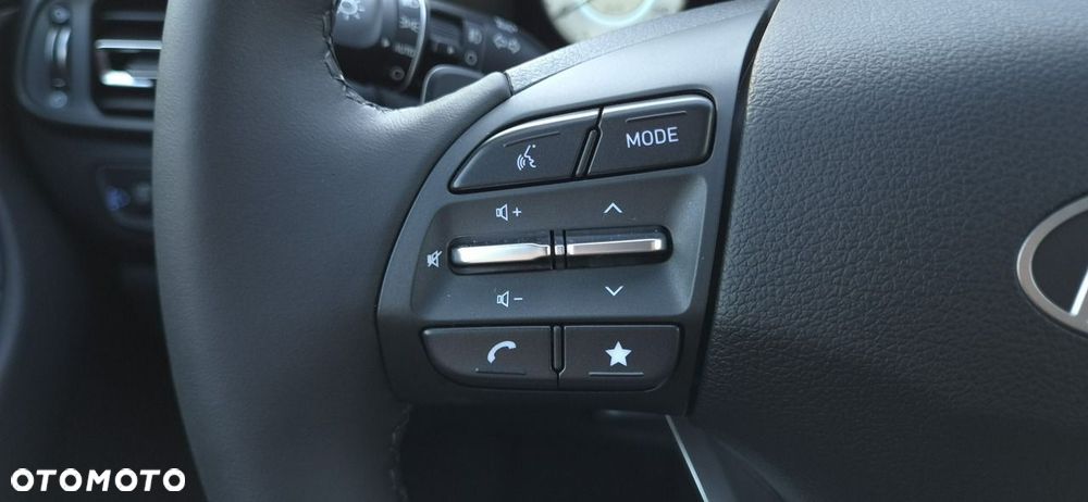 Hyundai i30 1.6 T-GDI Smart DCT - 18