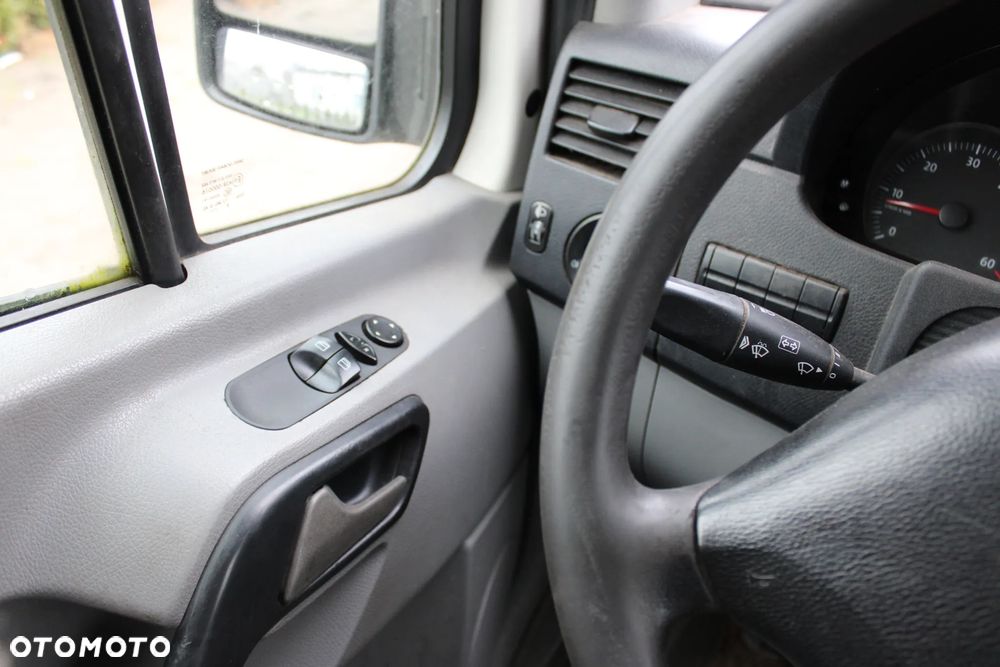 Volkswagen CRAFTER - 17
