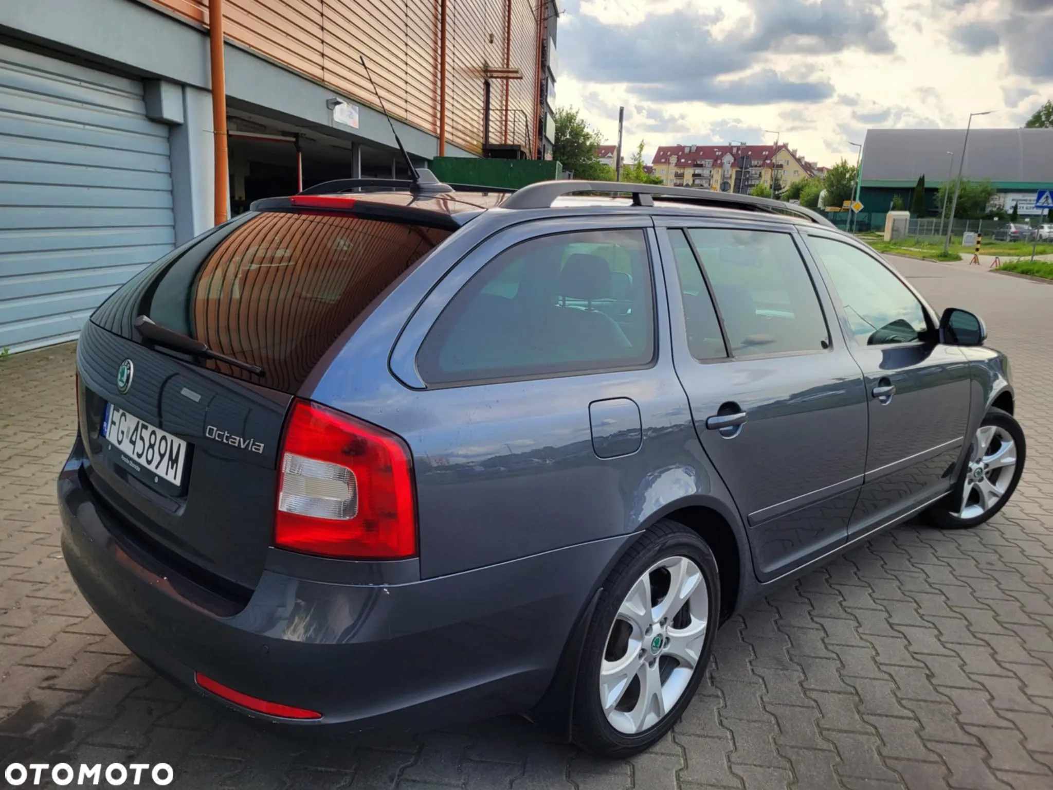 Skoda Octavia 1.8 TSI DSG Elegance - 20