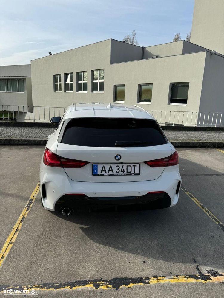 BMW 116 d Pack Desportivo M - 12