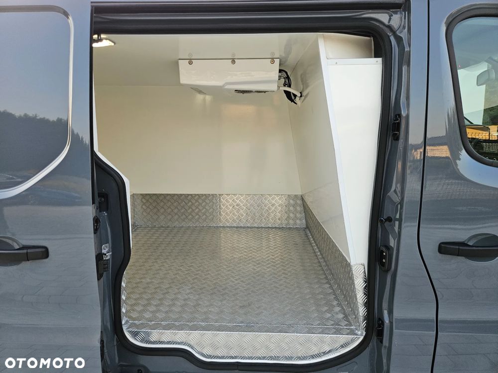 Renault TRAFIC L2H1 Chłodnia / Mroźnia do -20*C 230V 38tyś km SalonPL FV23% - 8