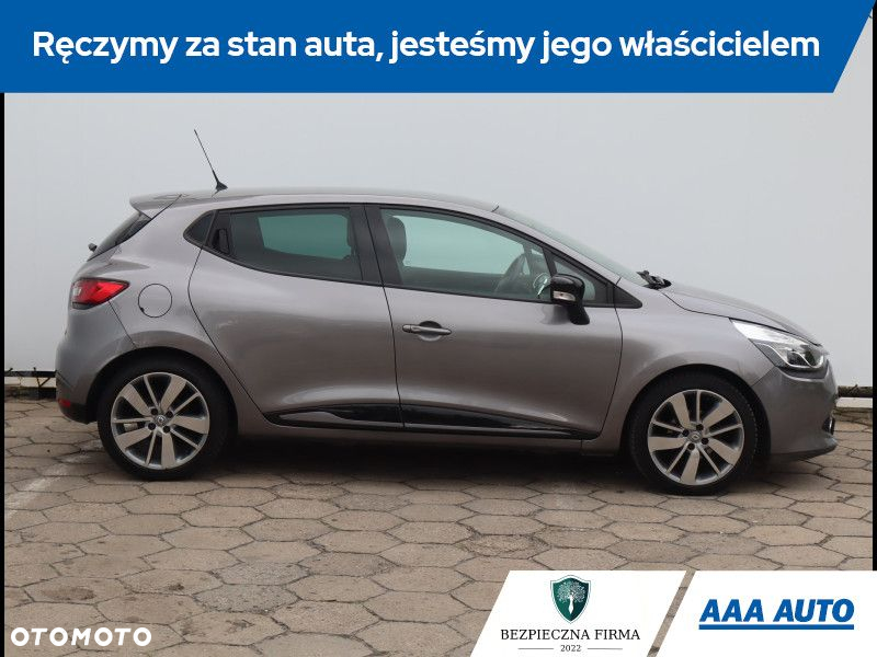 Renault Clio - 5