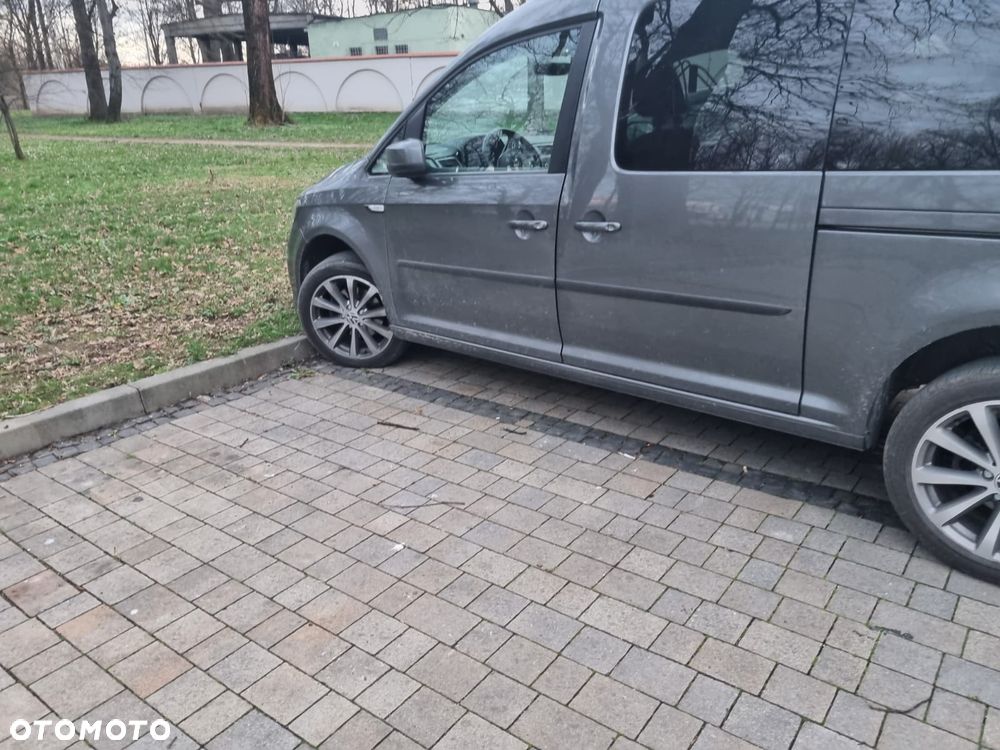 Volkswagen Caddy 2.0 (7-Si.) Maxi Trendline - 22