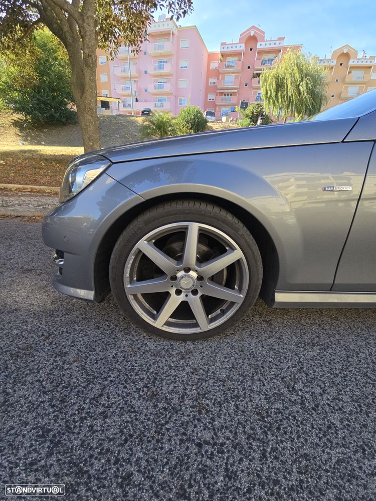 Mercedes-Benz C 250 CGi BE - 30