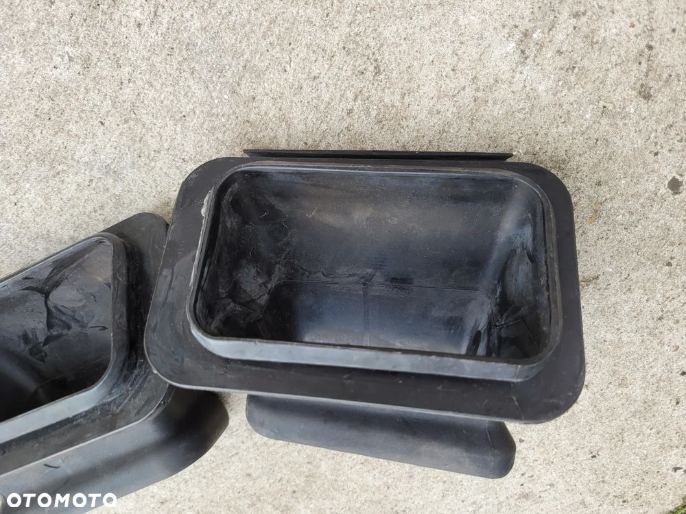Gumy, wloty powietrza KTM 1290 Super Duke GT 16-18 - 6