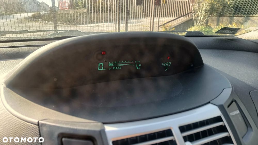 Toyota Yaris 1.0 Luna A/C - 14