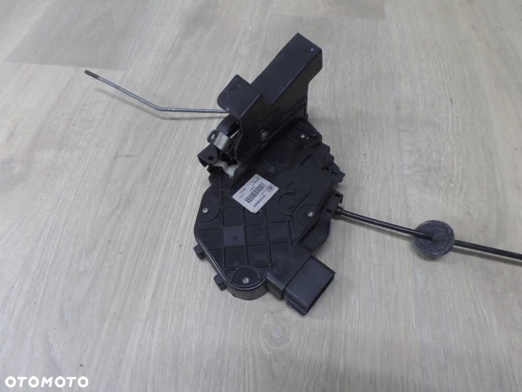 VOLVO S80 II V70 III 06-13 ZAMEK DRZWI PRZOD PRAWY 31253666 986895-104 - 2
