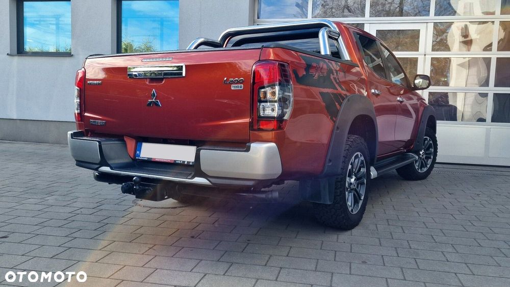 Mitsubishi L200 - 9
