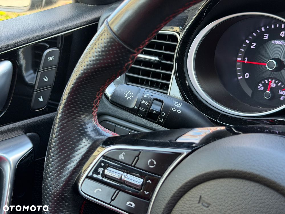 Kia ProCeed 1.6 T-GDI GT - 33