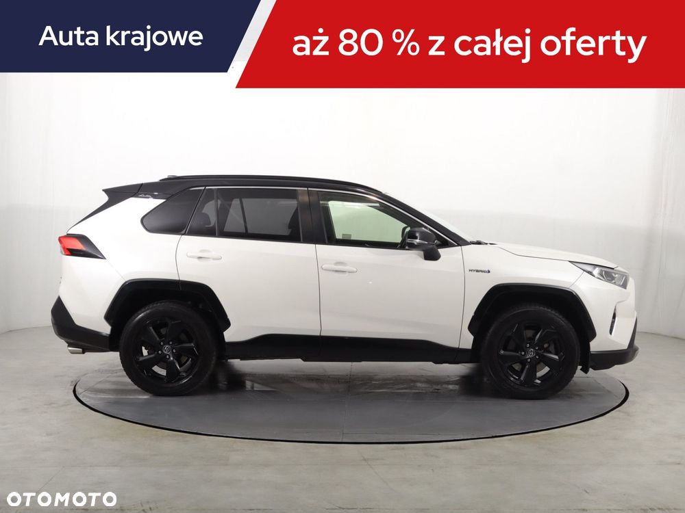 Toyota RAV4 - 8