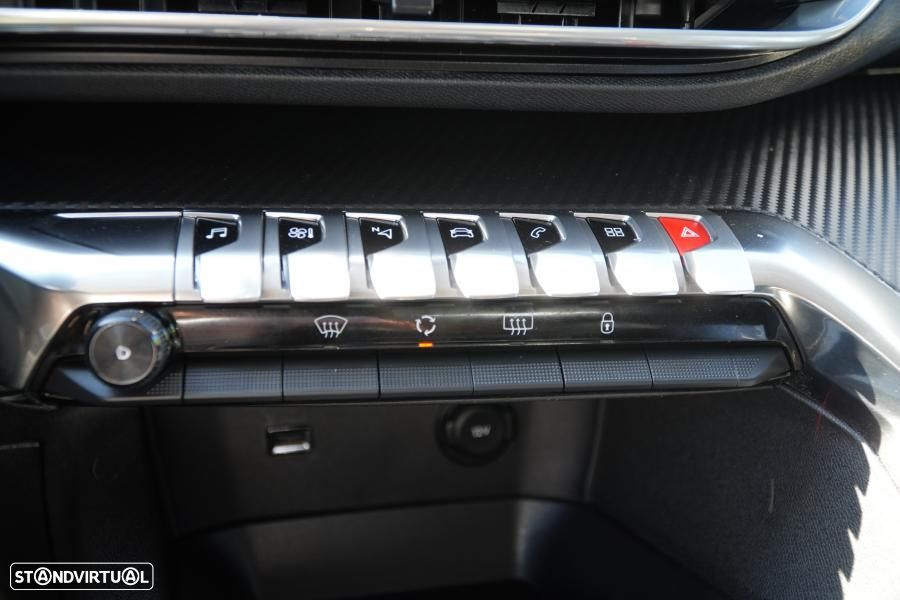 Peugeot 3008 PureTech 130 Stop & Start GPF EAT8 Active Business-Pack - 15