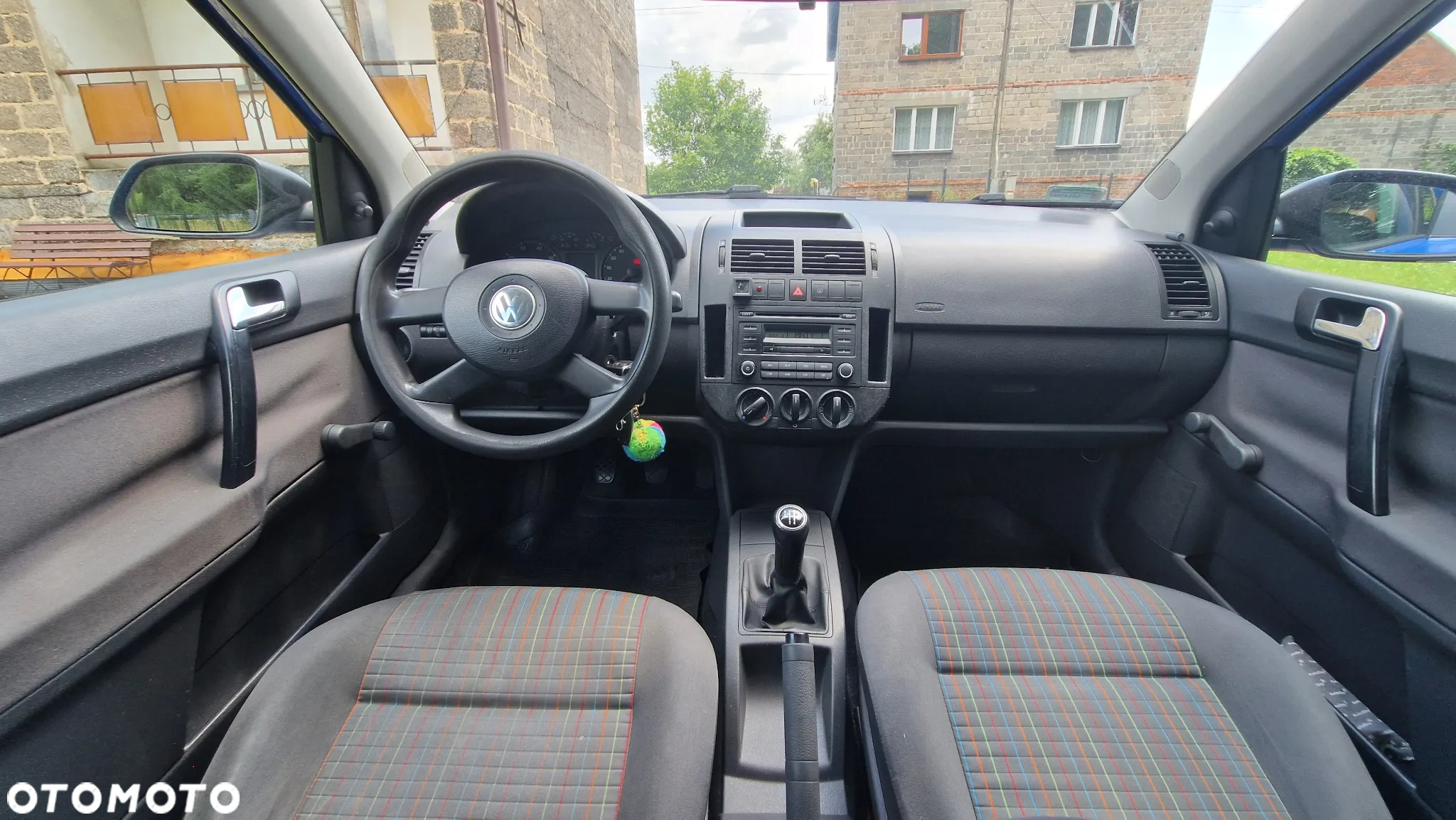 Volkswagen Polo - 11