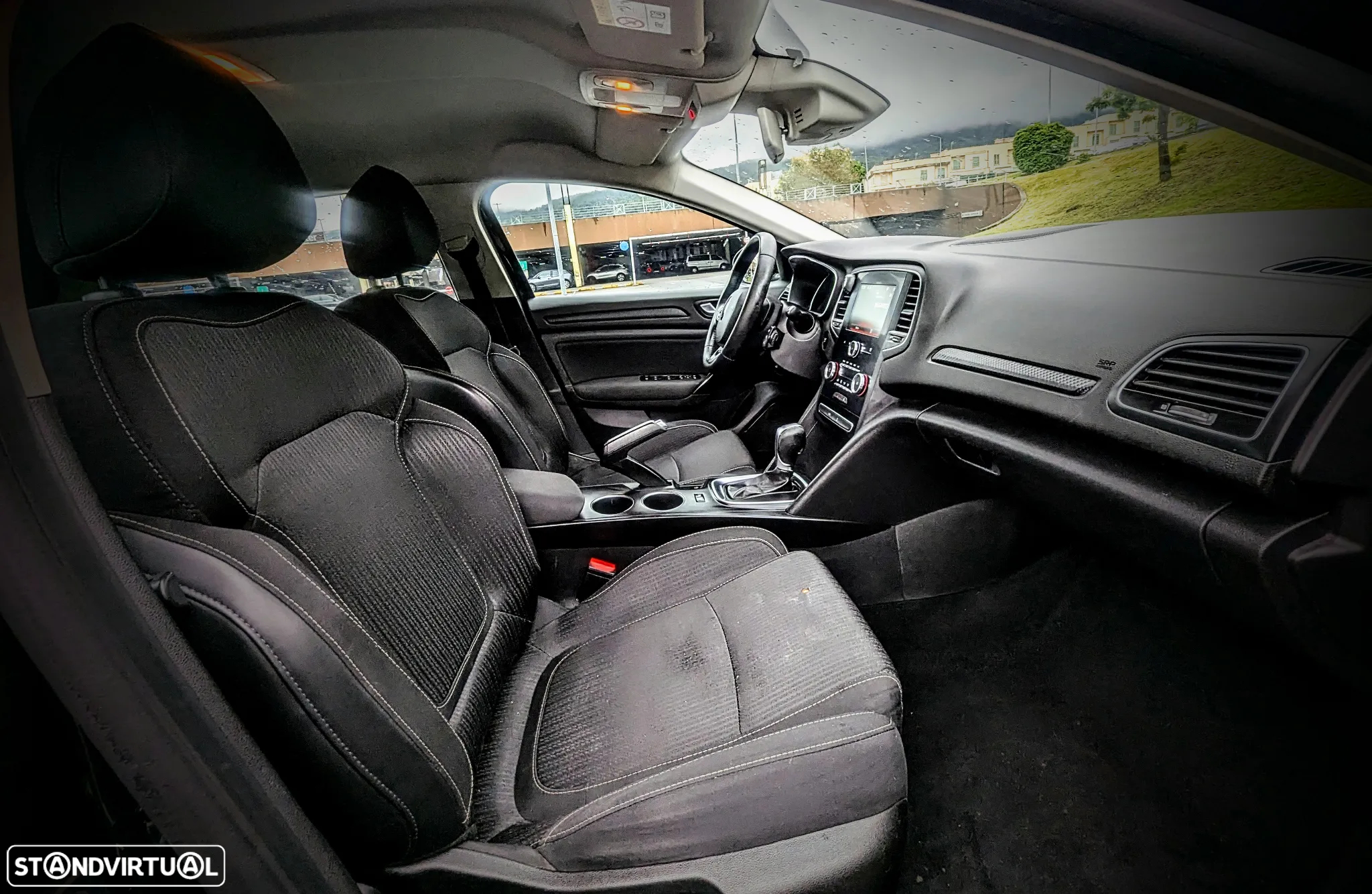 Renault Mégane ENERGY dCi 110 EDC LIMITED - 11