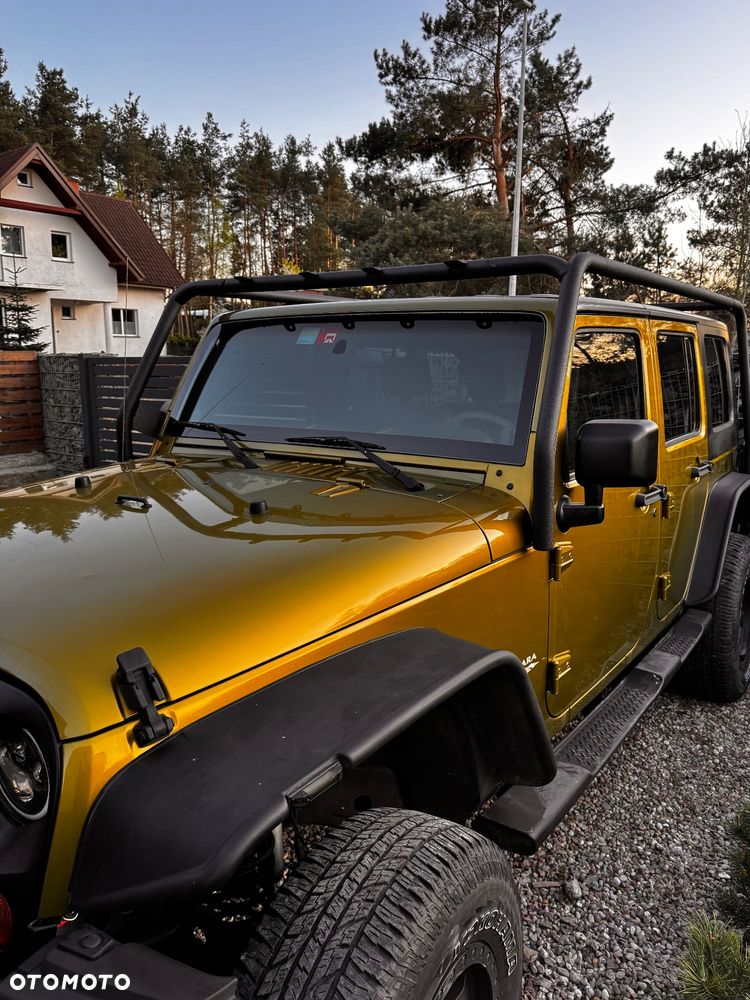 Jeep Wrangler Unlimited Hard-Top 3.8 Automatik Sahara