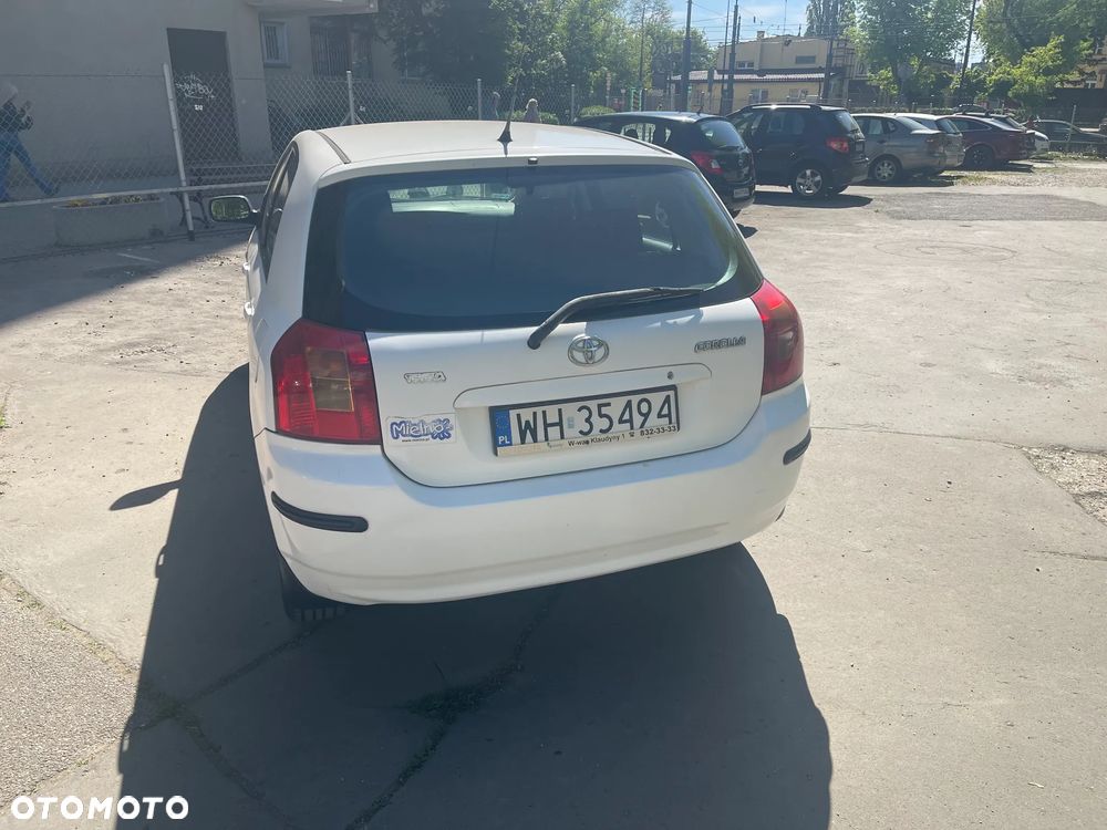 Toyota Corolla 1.6 VVT-i Sol - 3